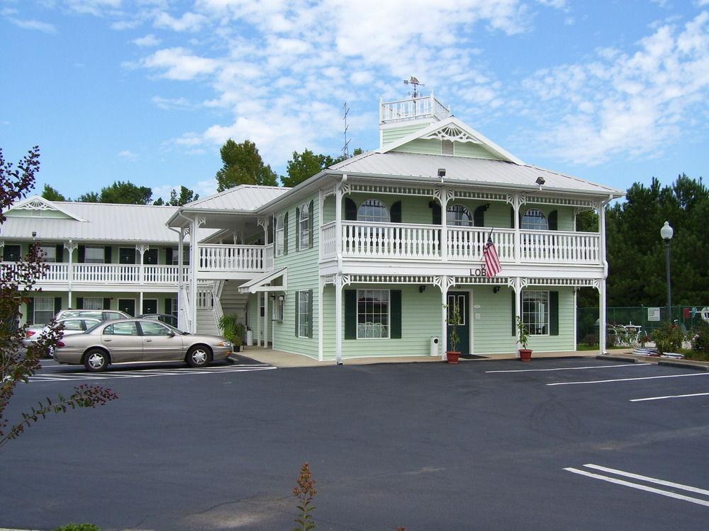 Woodstream Inn Hogansville Extérieur photo