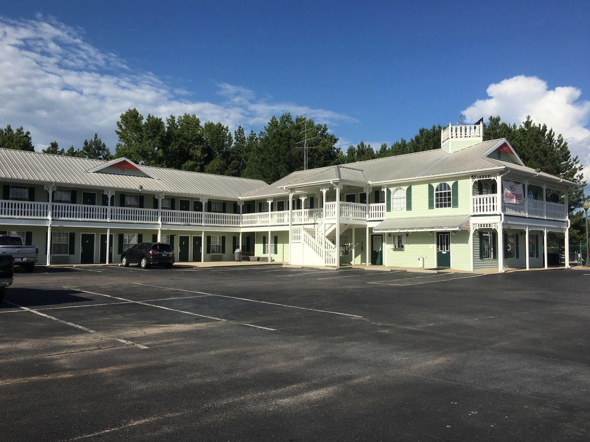 Woodstream Inn Hogansville Extérieur photo